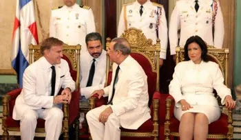 Embajador de EEUU presenta credenciales al Presidente