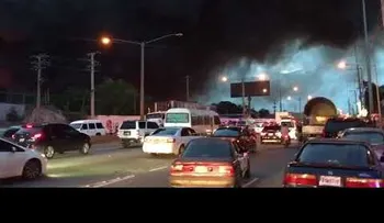 Incendio en almacenes de Plaza Lama generó un caos en el tránsito