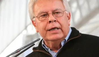 Felipe González defenderá  a opositores 