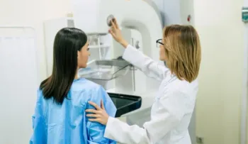 Ginecólogo, aliado clave para la detección temprana del cáncer de mama