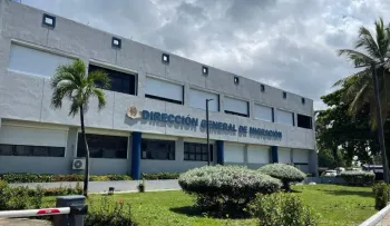 Prisión preventiva para inspector de Migración por facilitar salida irregular en el AILA