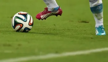 De ídolo en Bolivia a taxista en Madrid: La historia del actual máximo goleador del fútbol español