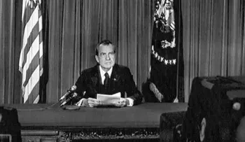 Siete colaboradores de Richard Nixon son acusados de participar en el escándalo Watergate
