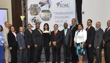 Alejandro Herrera resalta méritos del personal del IDAC