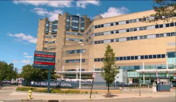 Doctores extirparon parte equivocada del cuerpo, acusa paciente