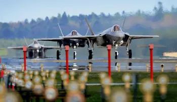 EE.UU. envía los nuevos caza F-35 a Europa