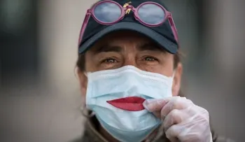 Las mascarillas ayudan a controlar los contagios de covid, según un estudio
