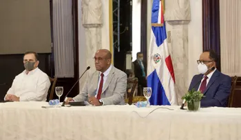 Energía y Minas asegura actuó acorde a la ley al anular licitación de pólizas para Punta Catalina