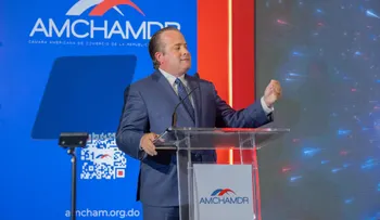 Gobierno presenta hoja de ruta para duplicar el PIB nacional para el 2036 ante AMCHAMDR