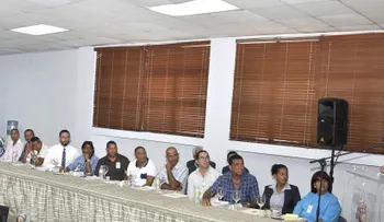 Migración clausura taller de apoyo al Plan Nacional de Regularización de Extranjeros 