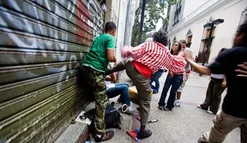 Propinan tremenda â??palizaâ?? a dos hombres que intentaron robar un motor