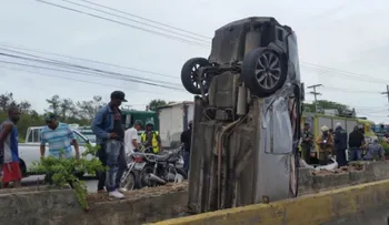 Jonathan Feliz, José Luis Peña y Enmanuel Mateo Vargas fueron las personas heridas por choque de carro y dos motocicletas 