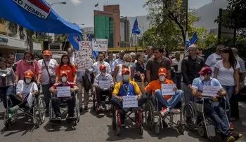 Oposición convoca a marcha en Caracas en apoyo a huelguistas 