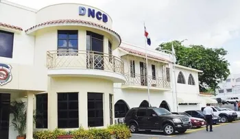 DNCD cambia inspectores y jefes de divisiones