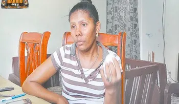 Mujer busca a su madre que hace 16 años salió del país 