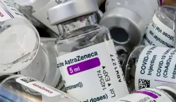 Descubren posible detonante de los trombos tras la vacuna de AstraZeneca