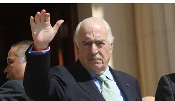 Candidato oficialista denunciará a Pastrana por el caso Epstein