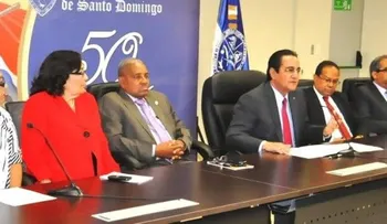 UASD brindará servicios de laboratorio a afiliados de SeNaSa