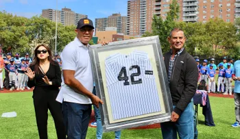 Gran torneo de béisbol de la FDDNY reúne a 48 equipos y celebra 40 años de deporte y comunidad*