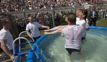 Tribunal Supremo ruso no suspende el proceso para considerar "extremistas" a los Testigos de Jehová