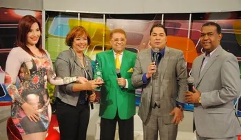Julie Carlo dice televisión de ahora se sustenta en "malas palabras"
