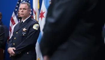 Alcalde de Chicago despide a jefe policial tras protestas por muerte de Laquan McDonald