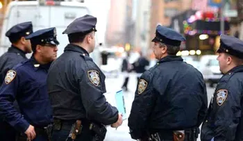 Nuevos policías de Nueva York hablan 40 idiomas y 28% corresponde a hispanos