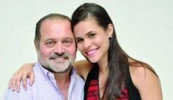 Mario Lebrón y su hija Laura comparten su pasión por la actuación y el teatro