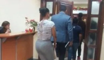 Interrogan por varias horas y luego dejan en libertad joven vinculada a banda de Percival y Brayan 