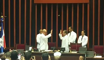 Reinaldo Pared Pérez de nuevo presidente del Senado