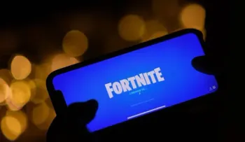 Hospitalizan un niño de dos meses por adicción a Fortnite 