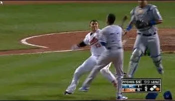 Yordano Ventura y Manny Machado se golpean (VIDEO)