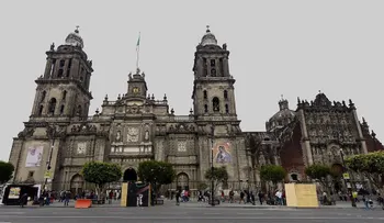 México: atacan a un sacerdote en la Catedral Metropolitana