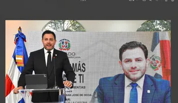 Senador Aneudy Ortiz Sajiun rinde cuentas sobre su gestión