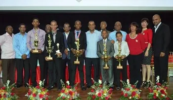 Liga Pimentel premia a los más sobresalientes