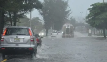 Mantienen 13 provincias en alerta debido a vaguada