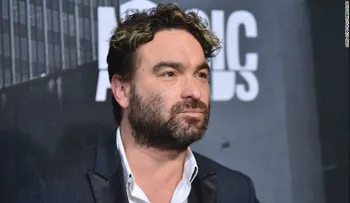 Johnny Galecki, actor de The Big Bang Theory, afectado por fuerte incendio de California