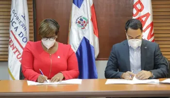 Ministerio de la Juventud y BANDEX firman acuerdo para impulsar la cultura emprendedora