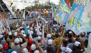 Abinader exhorta luchar para que no perezca la democracia en la República Dominicana.  