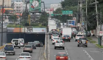 AMET cierra temporalmente túnel de la Ortega y Gasset por disturbios en UASD