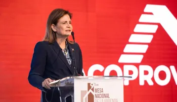 Raquel Peña respalda al sector construcción