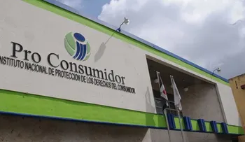  Pro Consumidor somete a la Justicia a Pica Pollo Rico por por tentativa de soborno a inspectores 