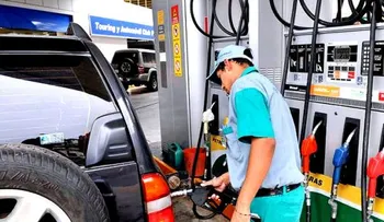 Suben RD$4.00 y RD$4.10 al precio de las gasolinas