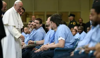 El papa Francisco recibirá a mil prisioneros en la basílica de San Pedro