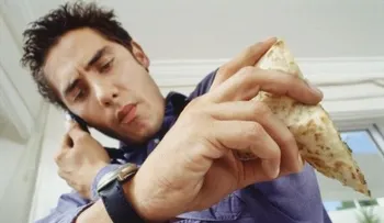6 alimentos que no debes comer nunca si estás estresado