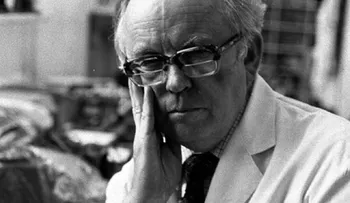 Conoce la increíble historia: hombre salvó millones de vidas (incluyendo un presidente) con batería de un carro