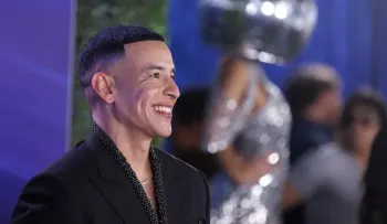 Daddy Yankee lanza 'La Postal', un álbum que celebra el amor con Cardi B, Bizarrap y Diljit Dosanjh