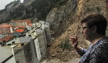 Alud en norte de España obliga a evacuar a 180 personas