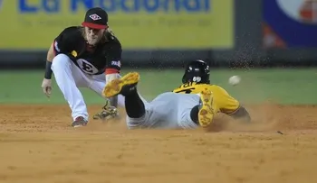Estrellas, Toros y Escogido ganan 