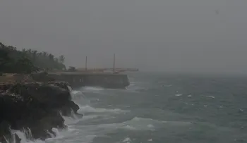 Onda tropical y vaguada traerán muchas lluvias a RD este miércoles; colocan 15 provincias en alerta 